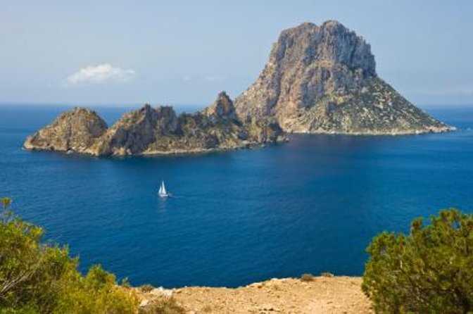 Combo : Boat, 4x4, hiking in Es Vedra for sunset - From PortBusPort Ibiza to Ses Margalides by boat