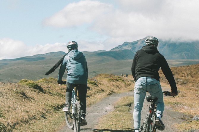 Cotopaxi National Park Hiking & Biking Tour - Gear checklist that actually matches Cotopaxi weather