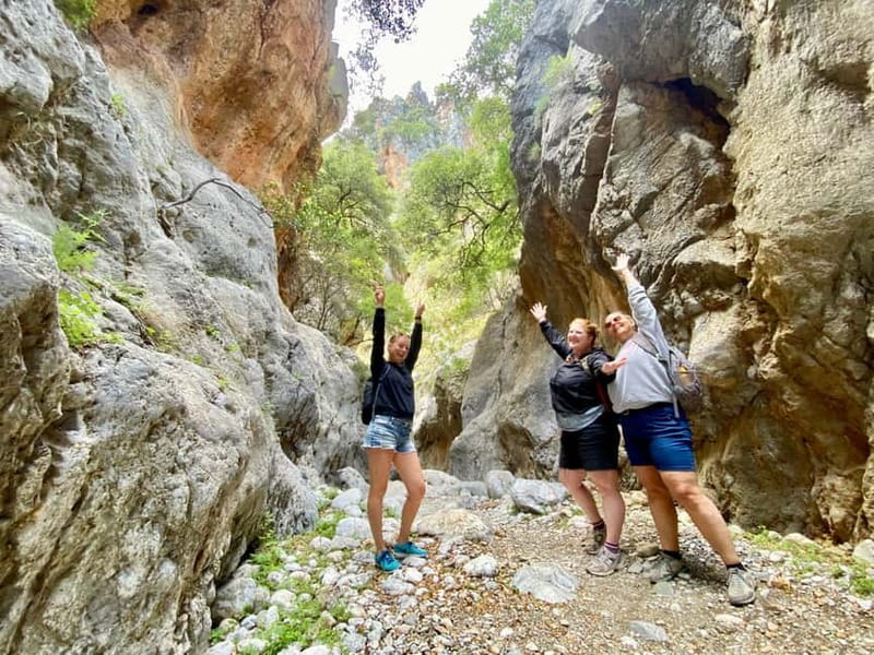 Crete: Kritsa Canyon Guided Hiking Tour - The traditional village stop: using your 1-hour break well