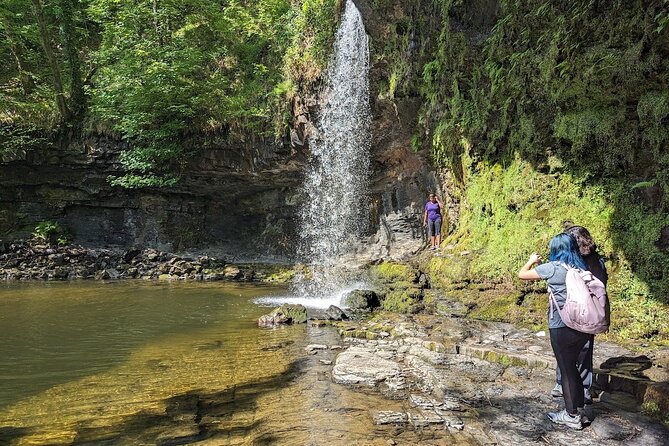 Day Hike: The Brecon Beacons Amazing Six Waterfalls - Getting to Glynneath and finding the start at Sgwd Gwladys