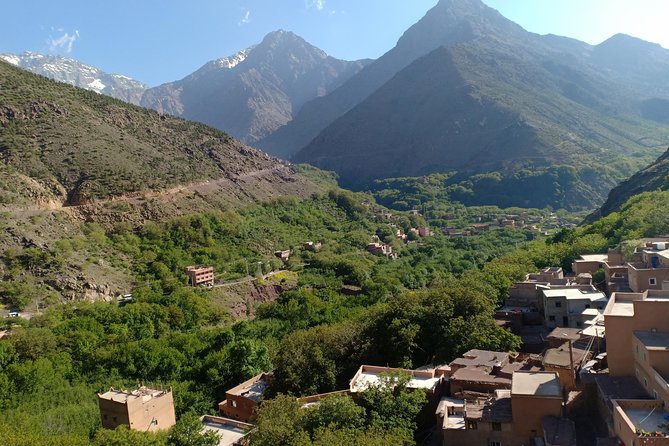 Day trip from Marrakech to atlas mountains & Berber village hike - 9:00 AM Jemaa el-Fna Start and the Mountain Drive Timing