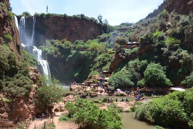 Day Trip To Ouzoud Waterfalls (Guide Hike & Boat are options) - Local guide add-on (3€): when it’s worth paying