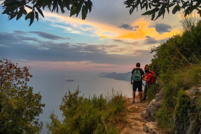 Discover "Path of theGods" private hiking tour from Amalfi Positano Sorrento - Stop-by-stop: Bomerano di Agerola and the ridge on Sentiero Degli Dei