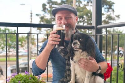 Dublin Coastal Hike, Pints & Puppies Adventure - How the route flows: station start, lighthouse stop, and abbey ruins