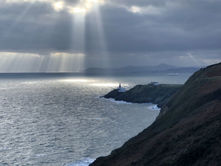 Dublin: Dublin Coastal Hike and Pints & Puppies - Howth, the Irish Sea, and why this hike feels different from a city tour