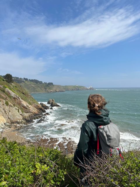 Dublin: Howth Safari Hiking Tour - Shielmartin Hill: the warm-up with viewpoint energy