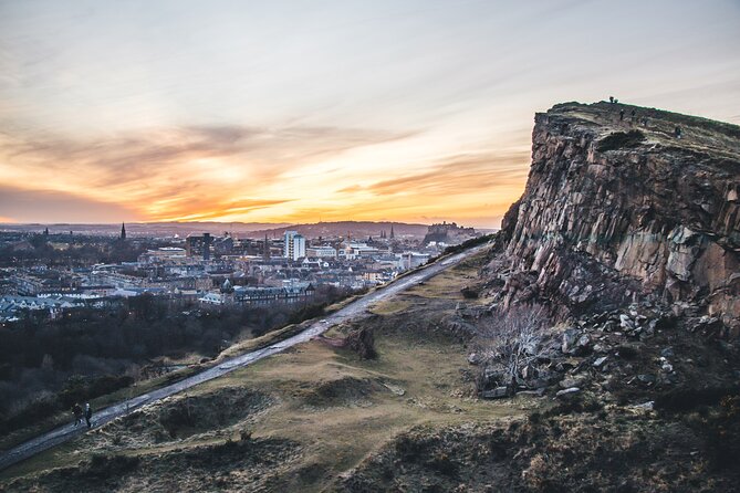 Edinburgh: Arthur's Seat Hike with Local Guide - Photo time and the “2 hours” expectation