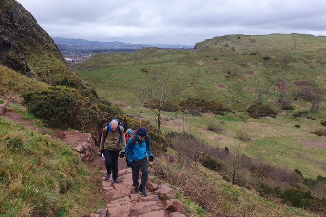 Edinburgh: Arthur's Seat Hike with Local Guide - The 650-acre climb: pacing that keeps the hike enjoyable