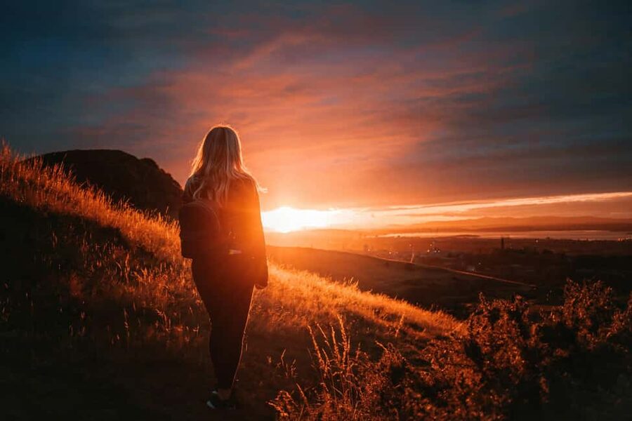 Edinburgh: Arthur's Seat Sunset Hike - Holyrood Palace and the easy transition into wild city edges