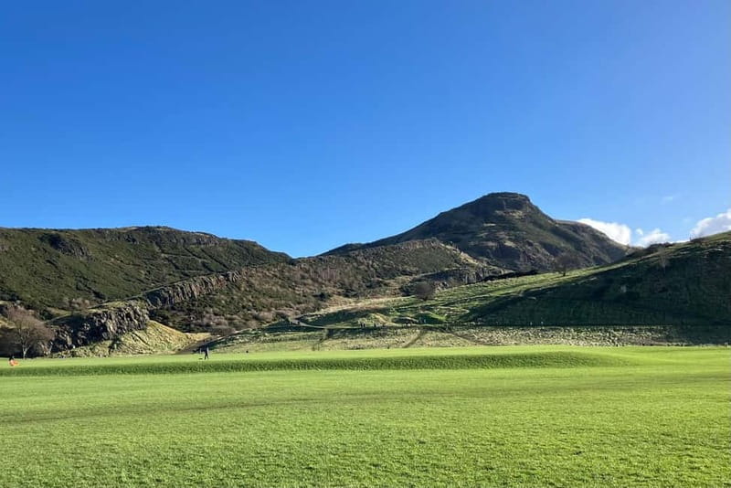 Edinburgh: Hike Arthur's Seat & Calton Hill - Arthur’s Seat climb: 232m up, 251m peak, and a relaxed route
