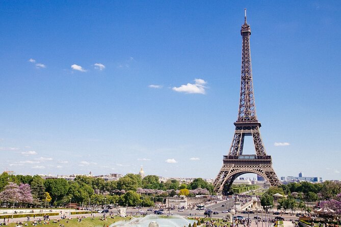 Eiffel Tower Access to the 2nd Floor by Lift with Summit Option - Where You Start: Eiffel Tower Meeting Point and Timing