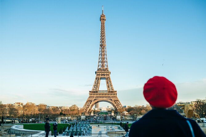 Eiffel Tower Access with Guide to 2nd Floor with Summit Option - The real idea: guided access with a smart altitude choice