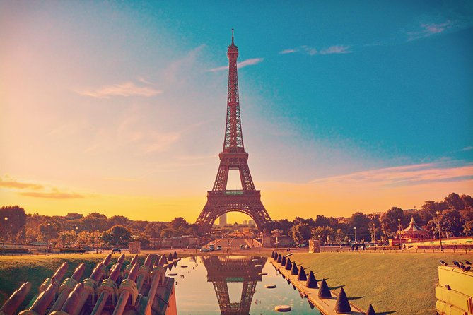 Eiffel Tower Dedicated Reserved Access Top or 2nd floor by lift - Unlimited time inside: how to avoid feeling rushed