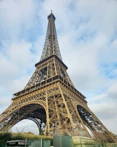 Eiffel Tower Entry: Summit or 2nd Floor with Audioguide - Meeting point reality: finding your host and getting your tickets