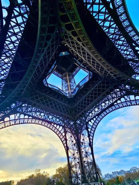 Eiffel Tower Entry: Summit or 2nd Floor with Audioguide - Who this works well for (and who should skip it)