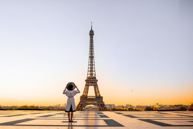 Eiffel Tower Guided Tour by Stairs with Optional Summit by Lift - Key Points Before You Go
