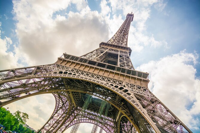 Eiffel Tower Reserved Access Summit or 2nd Floor Guided by Lift - How the summit upgrade changes your Eiffel Tower experience