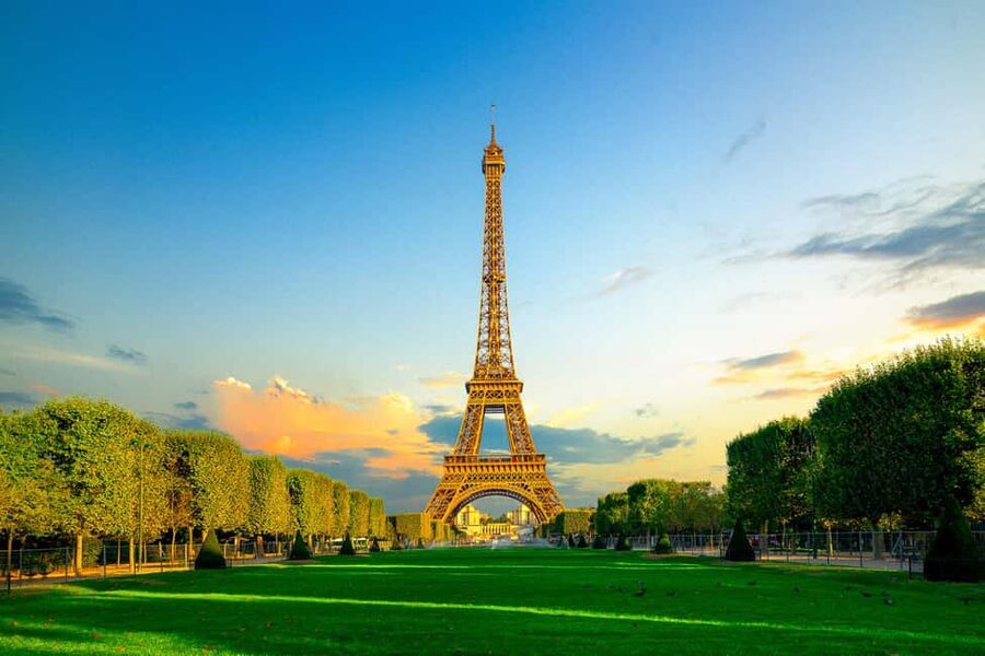 Eiffel Tower Summit or 2nd Floor Access - 2nd Floor Access: the sweet spot for views and time