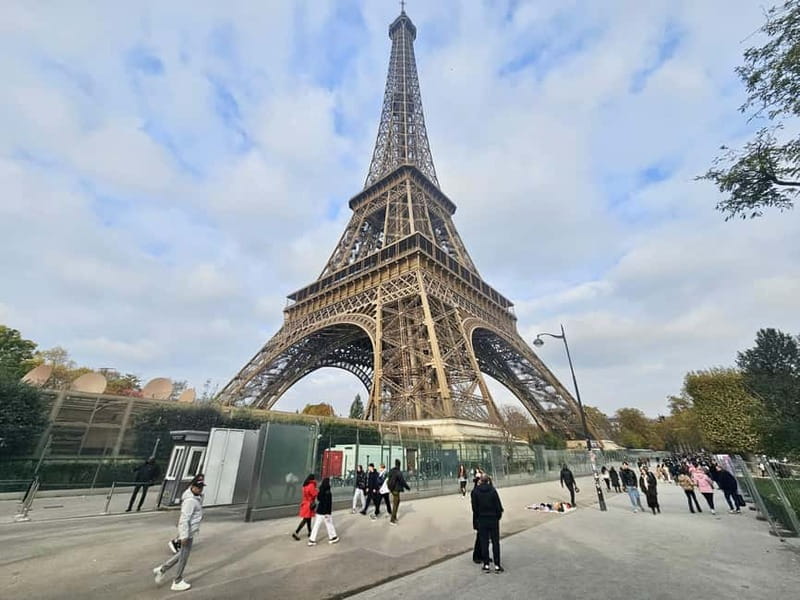 Eiffel Tower Ticket: Summit or 2nd Floor + Audioguide - Should You Book This Eiffel Tower Ticket?