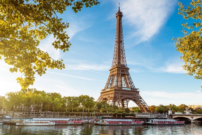 Eiffel Tower with Optional Summit Access by Lift - Key Things I’d Pay Attention To