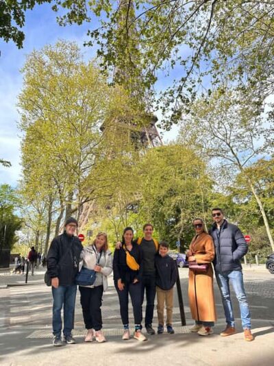 Eiffel Tower with Summit and 2nd Floor Access Guided Tour - Finding the guide at 2 Av. Elisée Reclus (and what to bring)