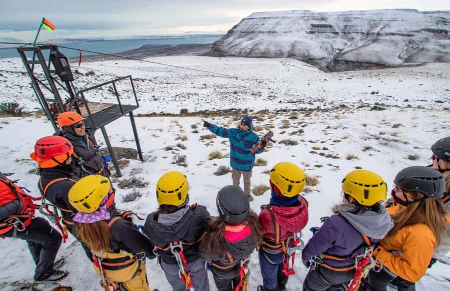El Calafate: 4WD Adventure with Optional Hike or Zipline - Estancia Huyliche: why the snack or lunch is part of the value