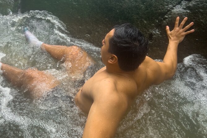 El Yunque Hike, Waterslide & Luquillo Kiosks Food with Transport - The rainforest hike portion: what moderate fitness really means