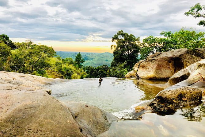 Ella Rock Hiking Tours ( sunrise-tour ,good morning tour,sunny afternoon tour ) - Sunrise Views Made Practical: Torches, Timing, and the First Look