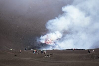 Etna: Cable Car & Hiking Tour to Summit - Getting up from Nicolosi: cable car to Rifugio Sapienza