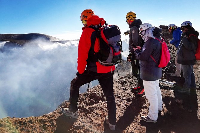 Etna - Trekking to the summit craters (only guide service) experienced hikers - The Crateri Sommitali drive track: views that come with a geology lesson