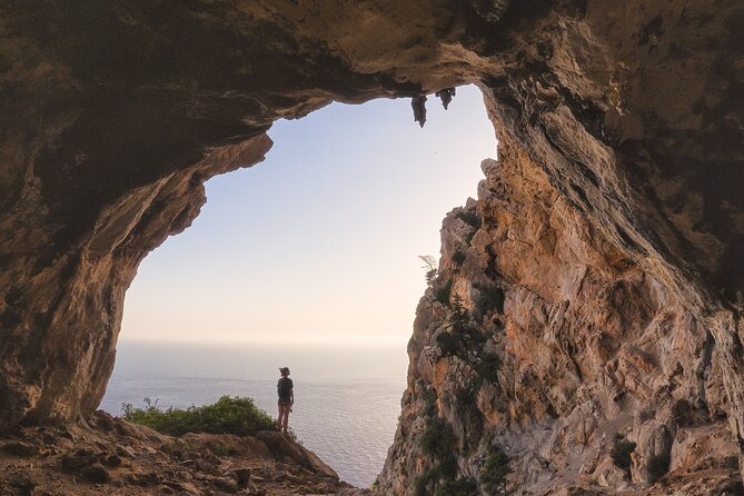 Explore Secret Ibiza: Guided Hiking Tours with Local Experts - What you do for 2 to 3 hours (and why that time is the sweet spot)