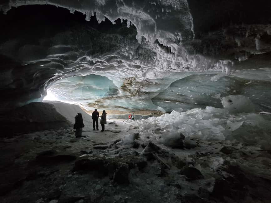 Fairbanks: Guided Snowshoe Hike to Castner Glacier Ice Cave - Castner Ice Cave: why this walk is the main event