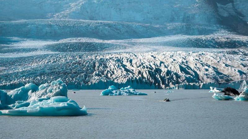 Fjallsárlón: Secluded Glacier Hike and Iceberg Boat Tour - Dock, Gear Up, and Start the 2-Hour Fjallsjökull Glacier Hike