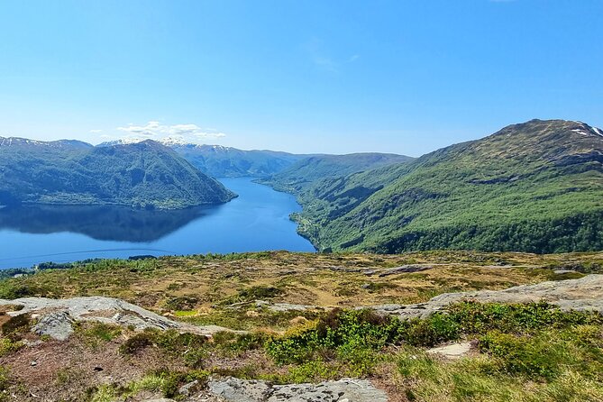 Fjord Hiking - Public tour - How the Guide Changes the Day (Examples from Real Names)