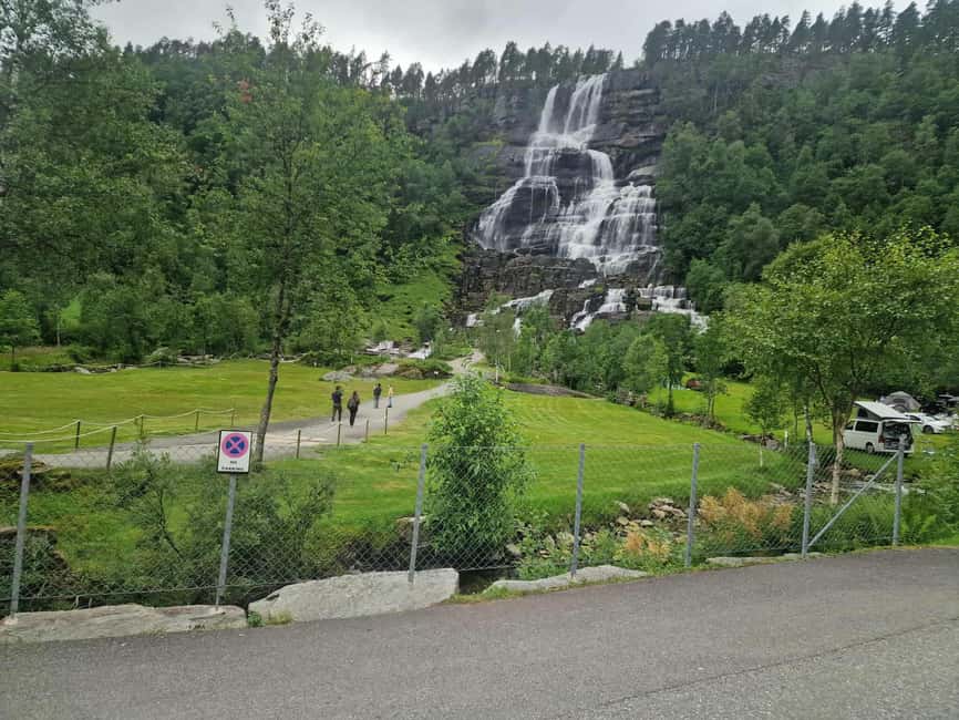Flåm: Tvinde Waterfalls, Stalheimskleiva Hike & Gudvangen - Gudvangen Photo Stop at Nærøyfjord’s End