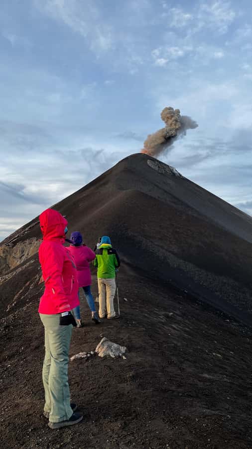 From Antigua: 2-Day Acatenango Volcano Hiking with Guide - Food, drinks, and what you should actually bring