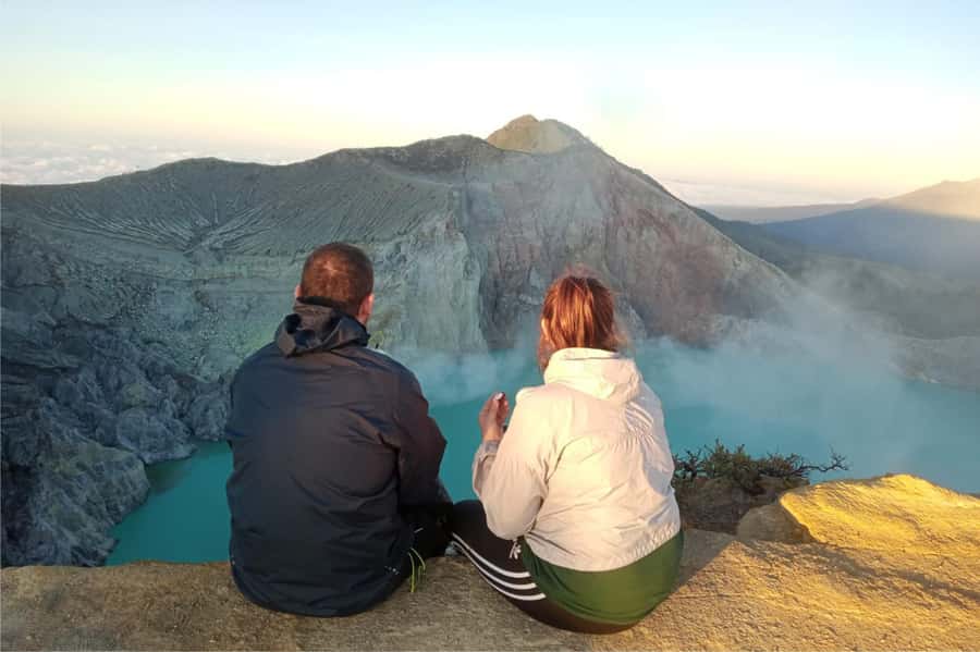 From Bali: Ijen Volcano Sunrise Hike with Transfer & All Fee - Ijen basecamp to viewpoint: the dark hike plan that keeps you steady