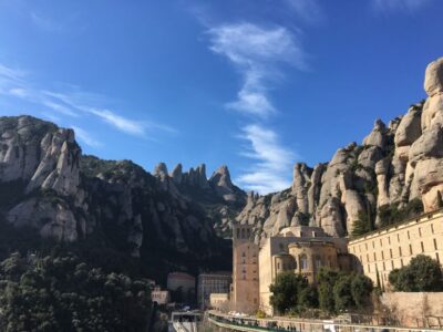 From Barcelona: Montserrat Full-Day Trip with Guided Hike - Getting from Barcelona up to Montserrat without the headache