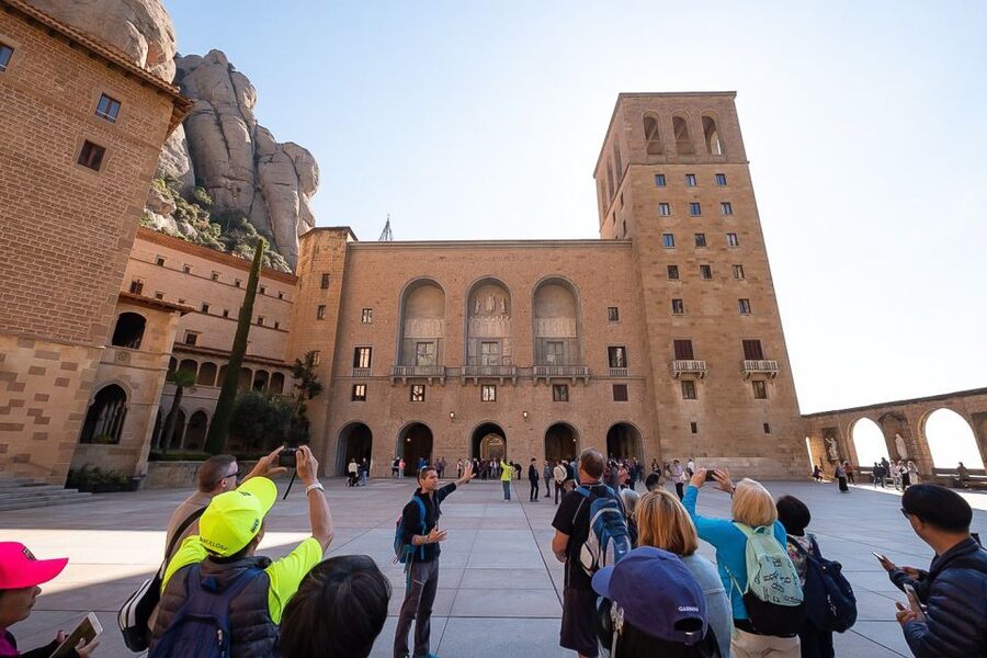 From Barcelona: Montserrat Monastery, Easy Hike, Cable Car - The easy hike in Montserrat National Park: rock shapes and wildlife moments