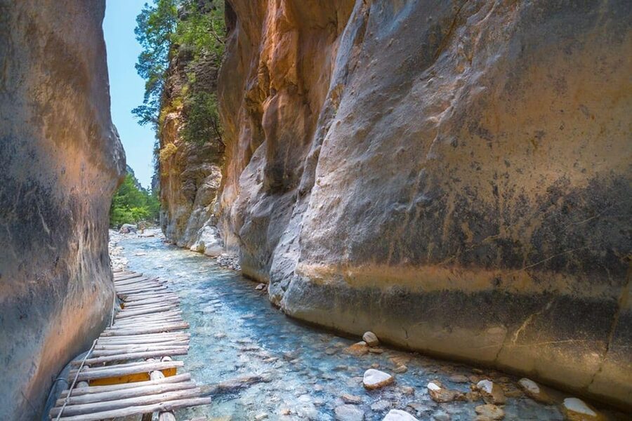 From Chania: Samaria Gorge with Professional Hiking Guide - Samaria Gorge From Chania: Why This Walk Is Worth the Long Day