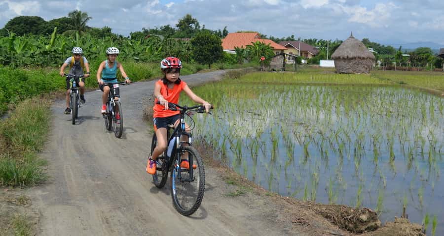 From Chiang Mai: Mae Taeng Valley Hike & Bike Day Trip - A 5 km village hike: what you actually walk through