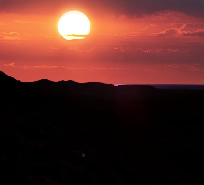 From Fuerteventura: Sunset Hike at Volcano with Scenic Views - Key things you’ll notice on the Calderón Hondo sunset hike