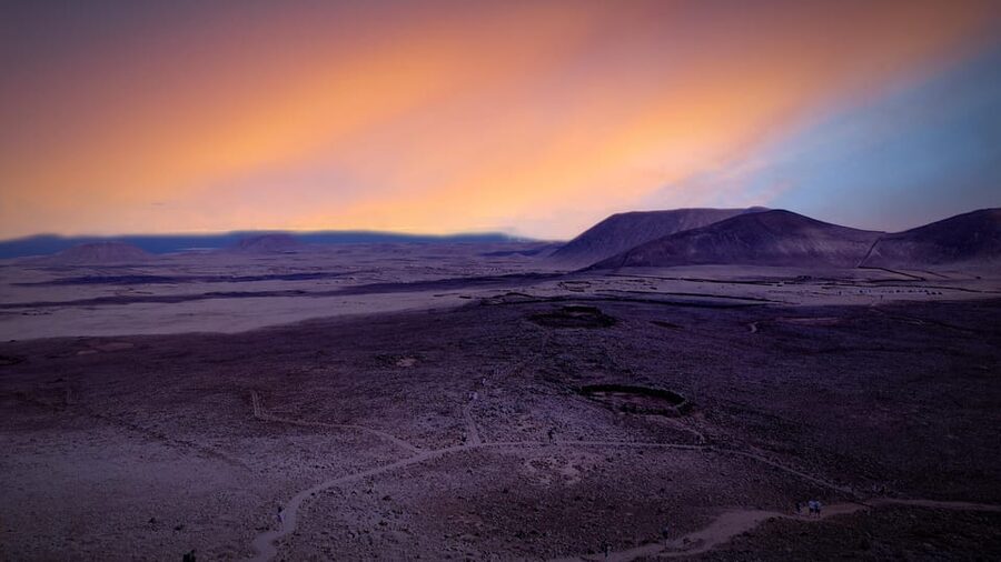 From Fuerteventura: Sunset Hike at Volcano with Scenic Views - Calderón Hondo at sunset: what makes this volcano hike work