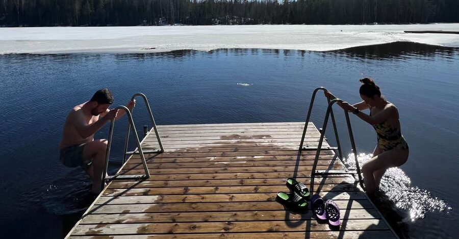 From Helsinki: Hike and Sauna in Sipoonkorpi National Park - The Cold Lake Dip: Your Sauna-Swim Rhythm in a Freshwater Lake