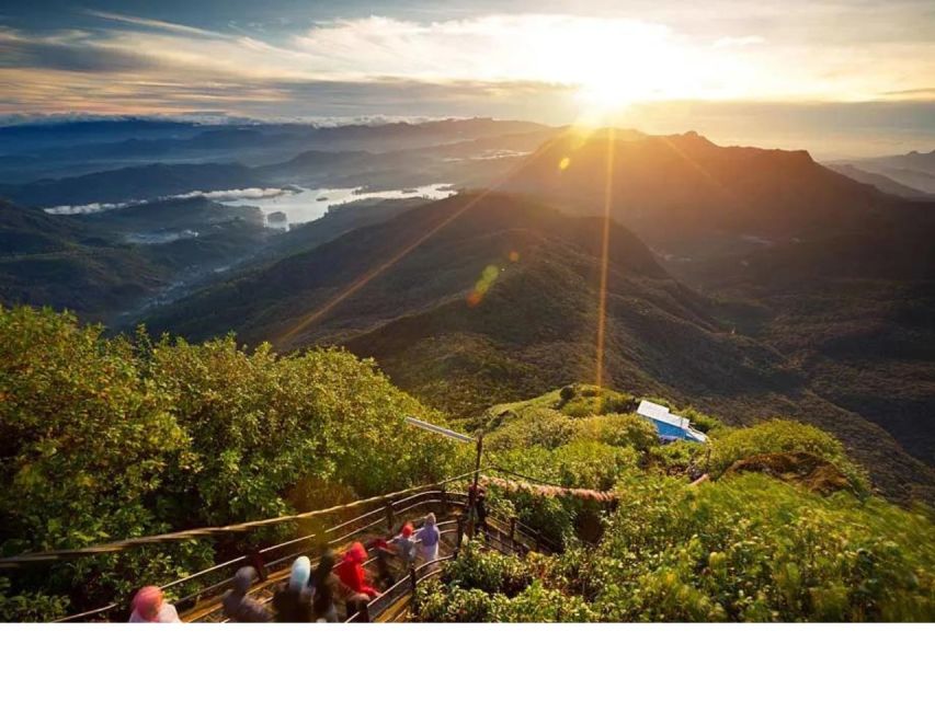 From Kandy: All Inclusive Adams Peak Epic Guided Hike - The midnight-to-4:30 am climb: cool air, slippery steps, steady pacing