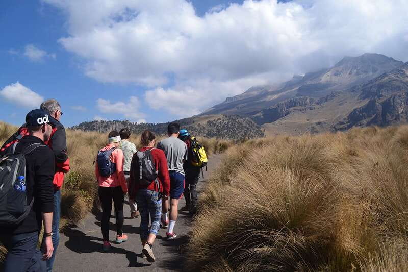 From Mexico City: Hike Iztaccihuatl Volcano with an Alpinist - The high-altitude trek: what 4,000 to 4,500 meters feels like