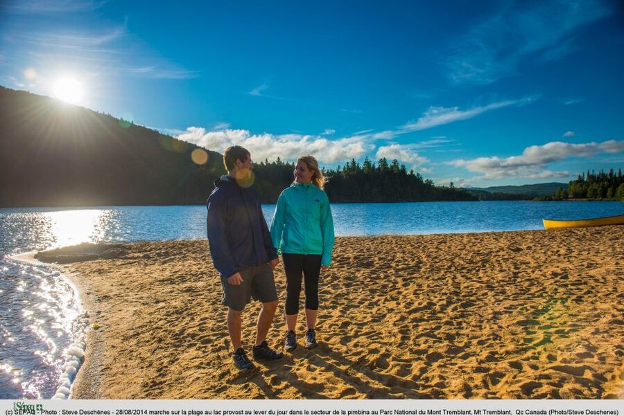 From Montreal: Mont-Tremblant National Park Hiking Day Trip - Metro Radisson to Mont-Tremblant: The schedule that keeps the day fun