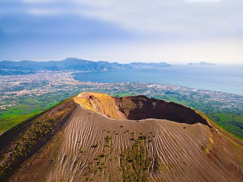 From Pompeii: Mount Vesuvius Hike & Tour by Bus - Food, water, and no formal guide: how to make the most of 3 hours