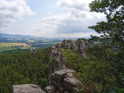 From Prague: Full-Day Bohemian Paradise Guided Hiking Trip - The Route: Hlavatice Lookout, Valdštejn Castle, and Into Hrubá Skála
