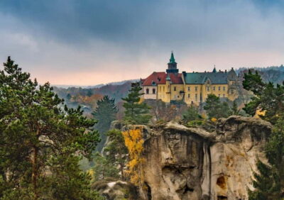 From Prague: Hike the Hidden Valleys of Bohemian Paradise - The Bohemian Paradise route: 8 km, 400 m of up-and-down work
